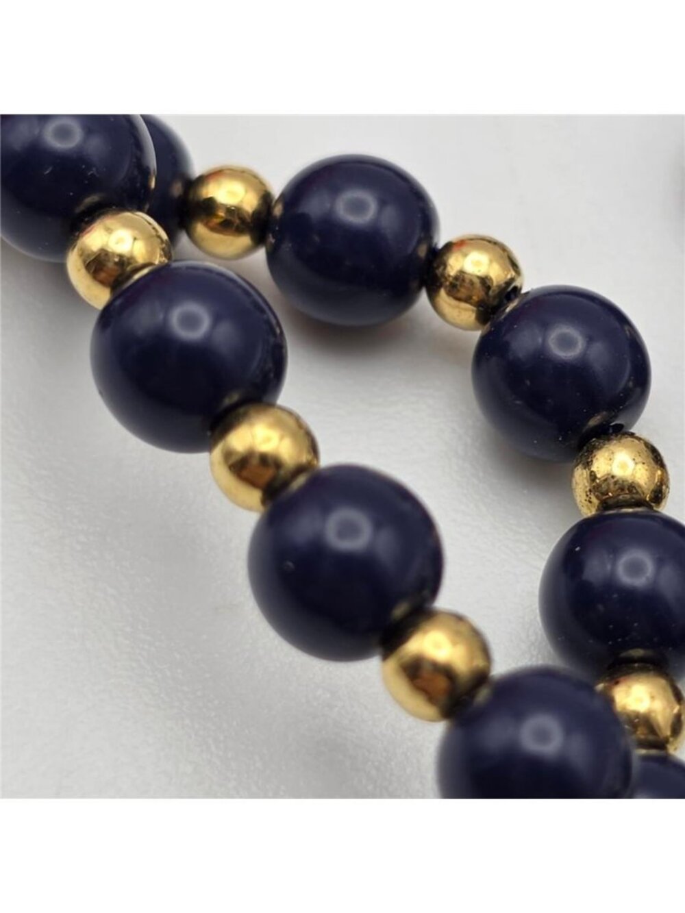 Vintage Monet Navy Blue Lucite Ball Bead Necklace Gold Tone 27 In Classic - Picture 6 of 8